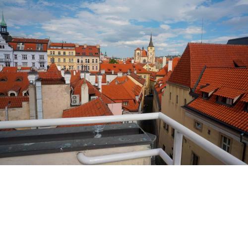 5 bedrooms by Charles bridge
