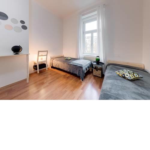 AMAVI ROOMY Apartment
