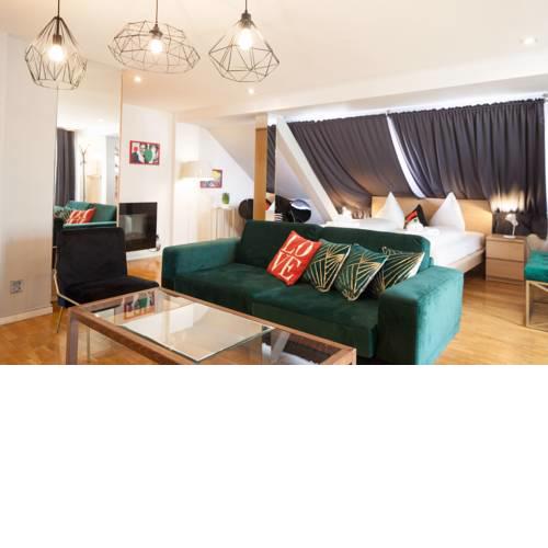 Amazing rooftop duplex apartment with terrace by easyBNB
