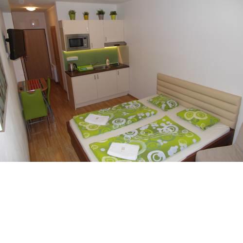 Apartman 6 Vsemina