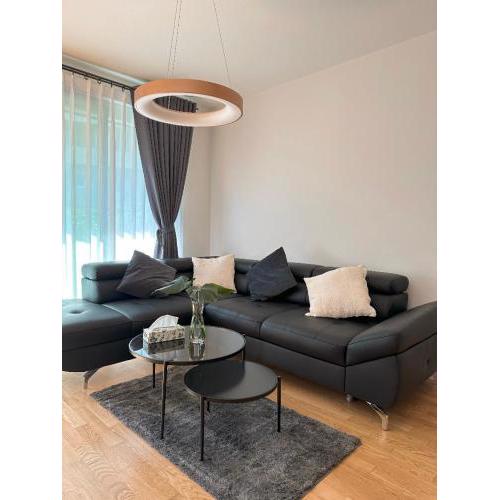 Apartment with Garage & Terrace
