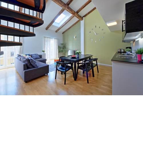 Apartments Hollareum
