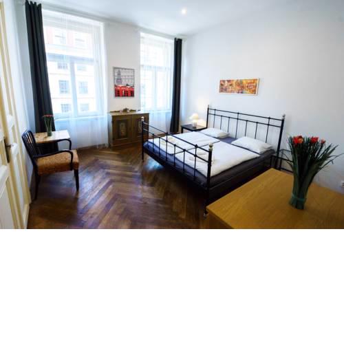 Arc-en-Prague Apartments