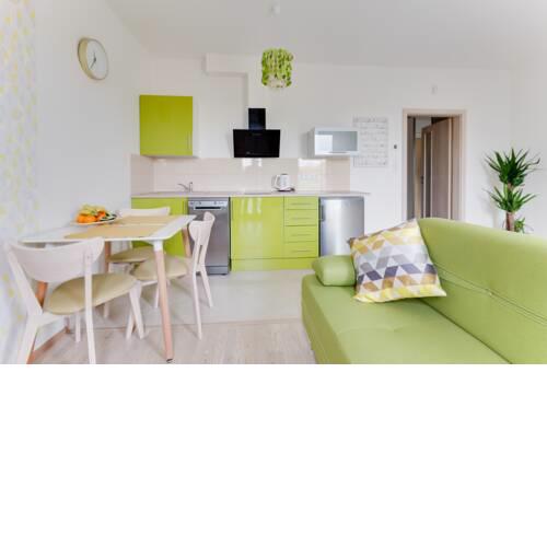 AVOKADO apt.,2 min tram station,FREE GARAGE PARKING