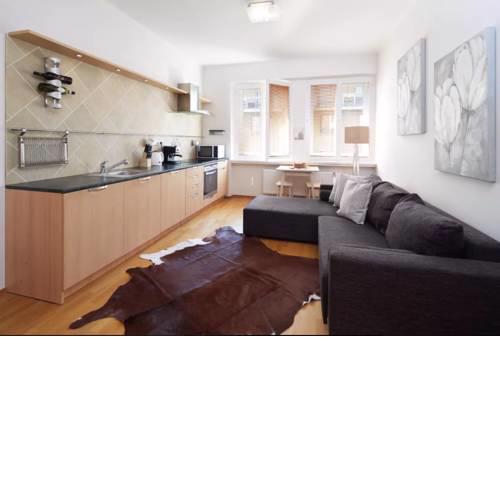 Bright & Spacious Appt in the centre