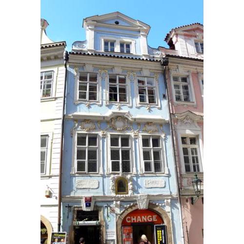 Charles Bridge Hostel & Apartments