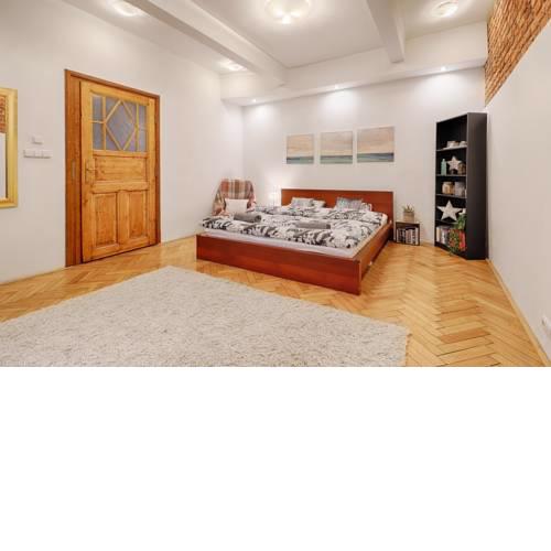 COMFY NEWTOWN APARTMENT @RIVERSIDE