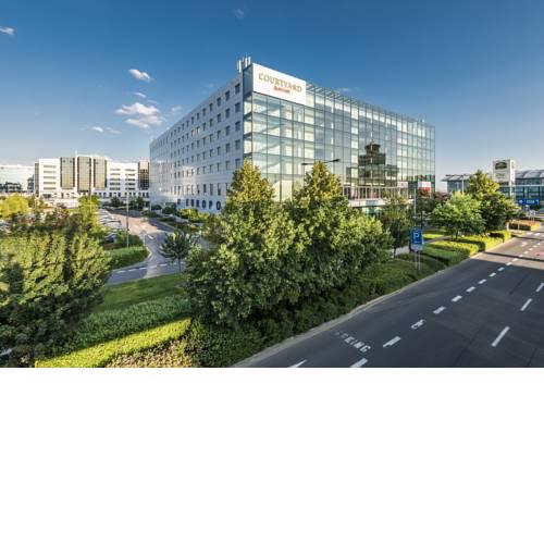 Courtyard by Marriott Prague Airport