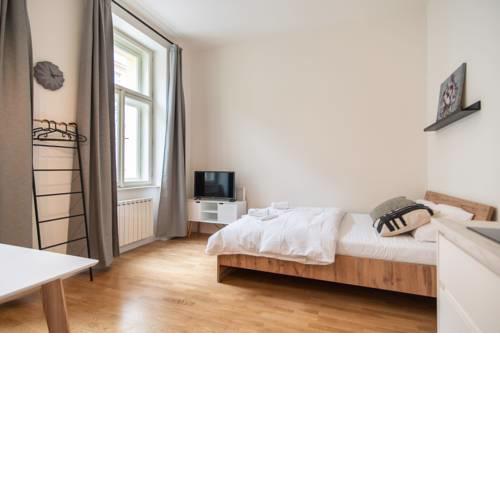 Cozy new studio in central Prague by easyBNB