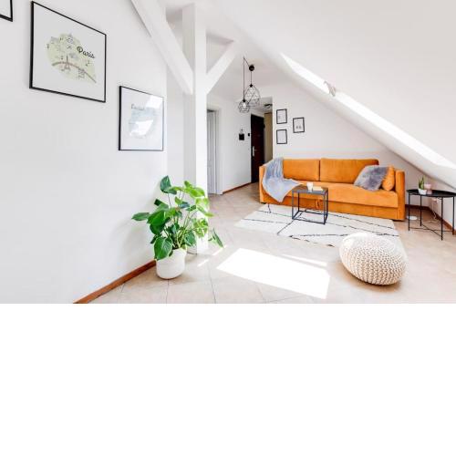 Cozy & Quiet Center Attic with Castle view - vtuB