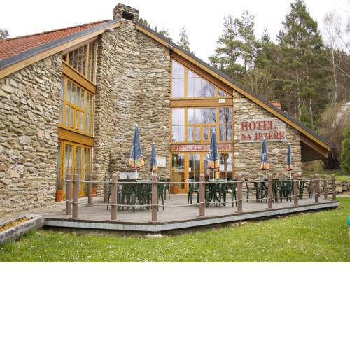 EA Hotel Na Jezeře