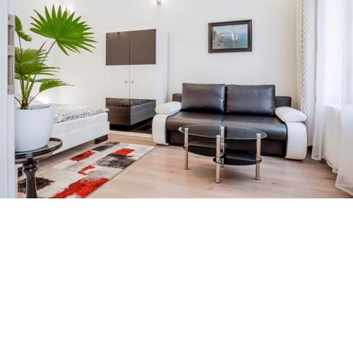 Garden Apartment