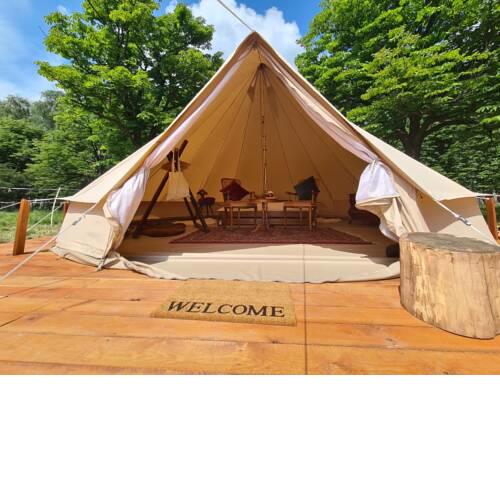 GLAMPING u hraběte Kinského s nádechem safari