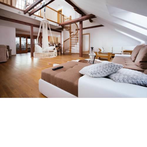 Golden Buddha Apartment