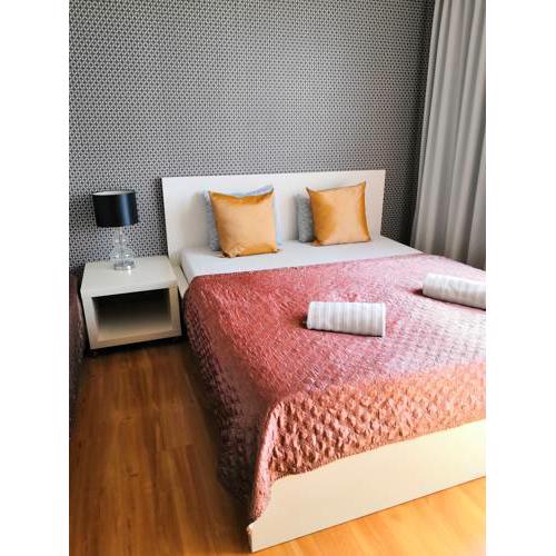 Golden Family Apartments