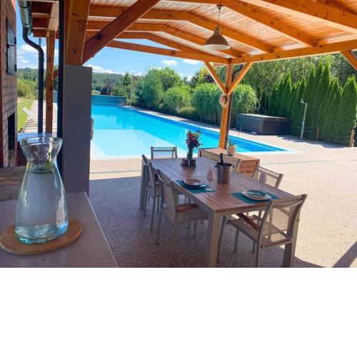 Great spacious villa near Prague