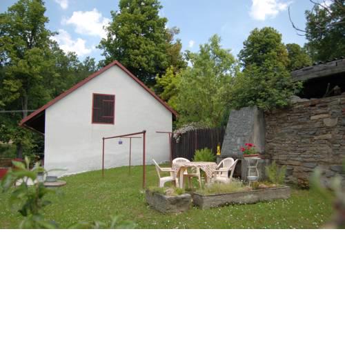 Holiday home in Vlastějovice 30512