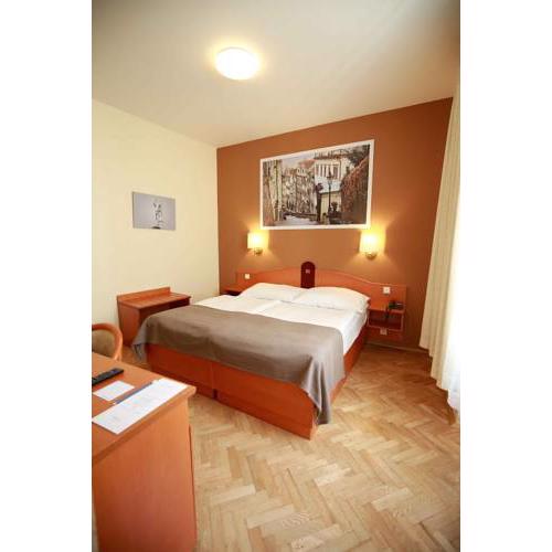Hotel Merkur