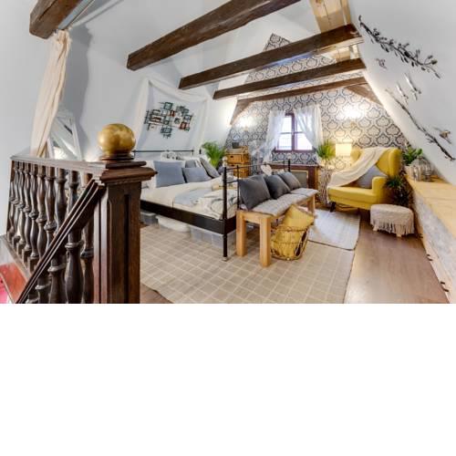 Incredible 2Br and 2Ba Loft in Heart of Prague with Amazing Views