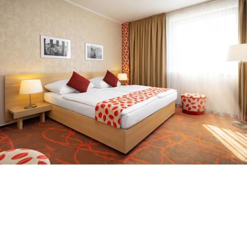 Iris Hotel Eden