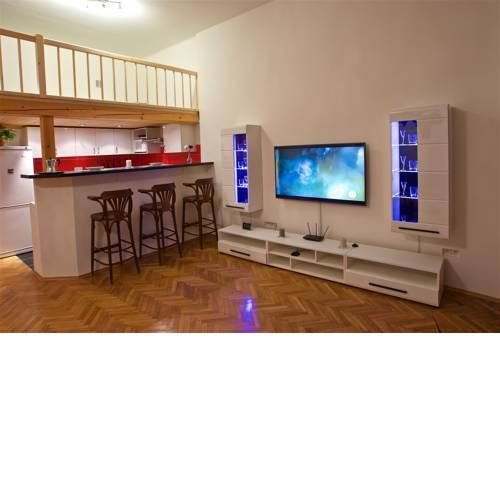 King's View Apartment in City Center