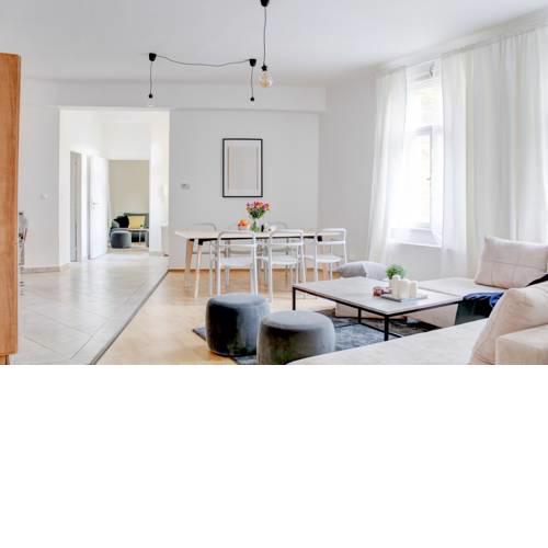 Large & Bright Wenceslas Square Home #01