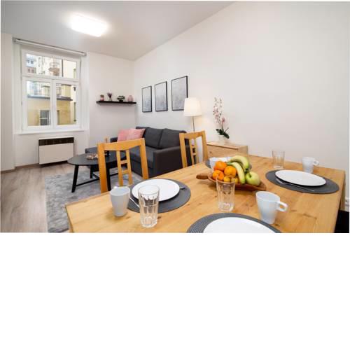 Luminous Calm City Center Apartment #75