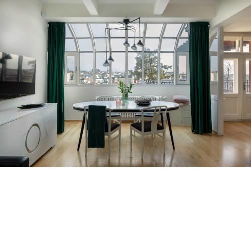Luxurious Apartments Narodni