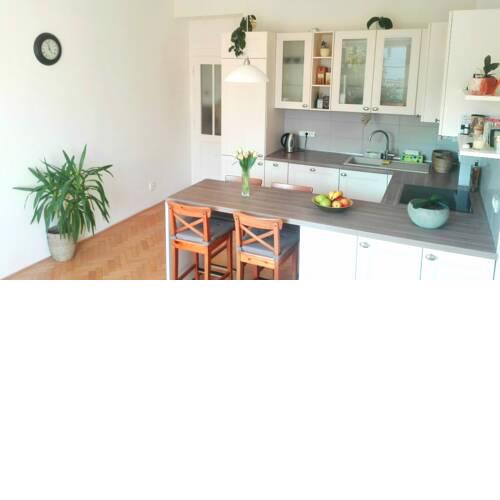 Luxury and Quiet Apartment in a Great Location