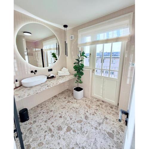 Luxury New Apartment with Balcony Steps from Wenceslas Square