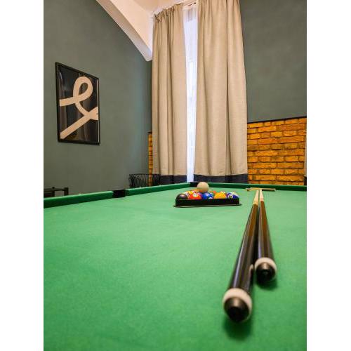 Magnificent Apartment with Sauna and Billiards