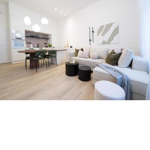 Modern 5 min Wenceslas Square Apartment, Prague