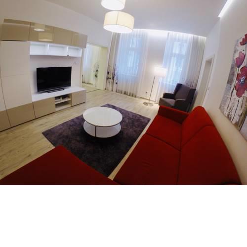 New City Centre Apartment