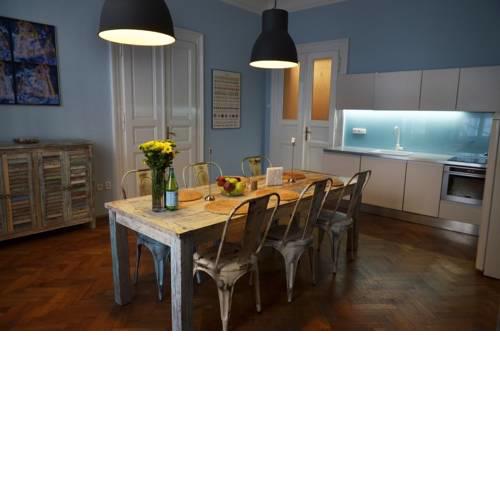 Old Town Exclusive Apartment