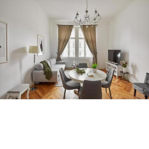 Prague Days - Deluxe Apartment in Lesser Town