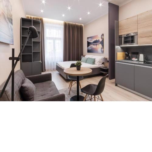 Prague Days - Modern Studios - 7 min Wenceslas Square