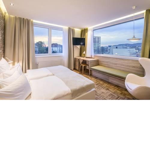 Pytloun Imperial Design Suites