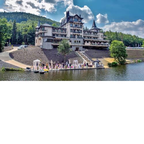 Retro Riverside Wellness Resort