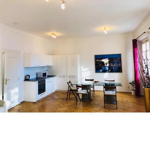 Royal Road Residence II