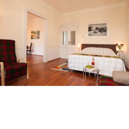 Spacious flat in the Old Prague's center near to Charles bridge by easyBNB