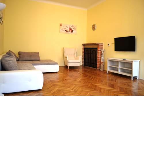 Sunflower 2BDR Flat By Ruterra