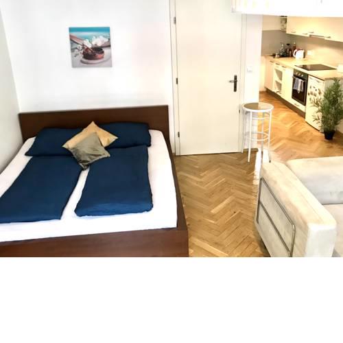 Thamova apartment