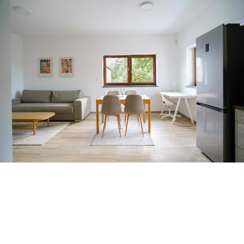 The Dante Villa Apartments