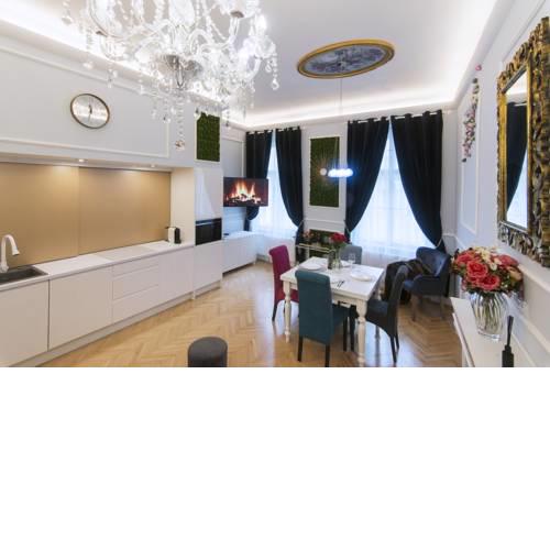 Wenceslas Square Apartment