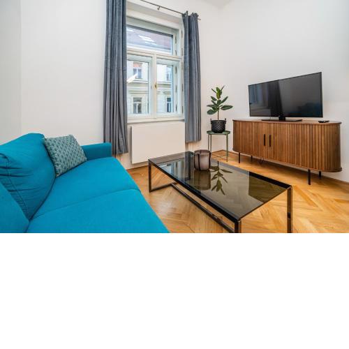 Cute Apt with the terrace and AC